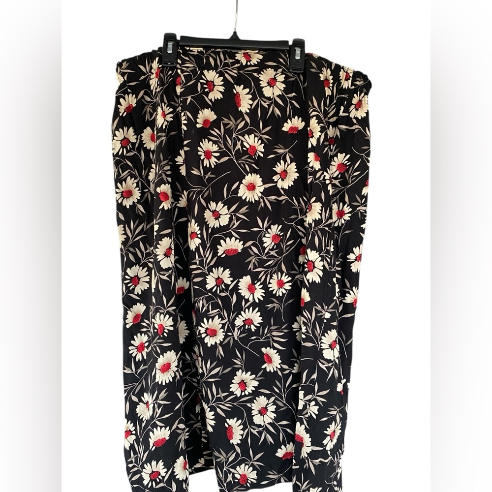 Plus size women’s 2X 100% Rayon elastic waist floral midi skirt daisy’s EUC
